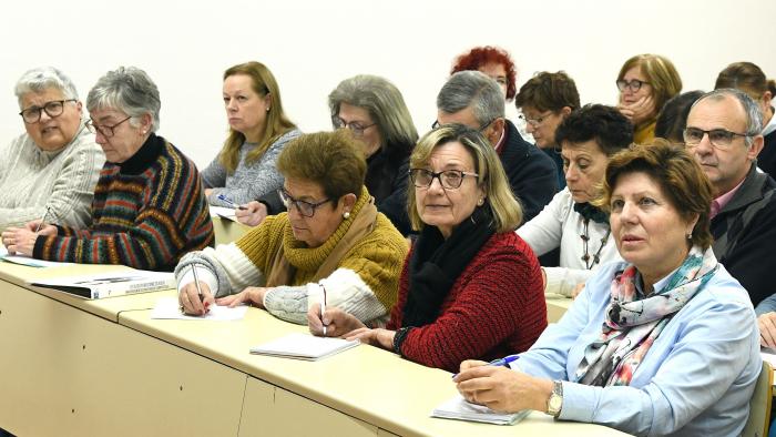 Imaxe de arquivo dunha clase de IV ciclo na USC. FOTO: Santi Alvite