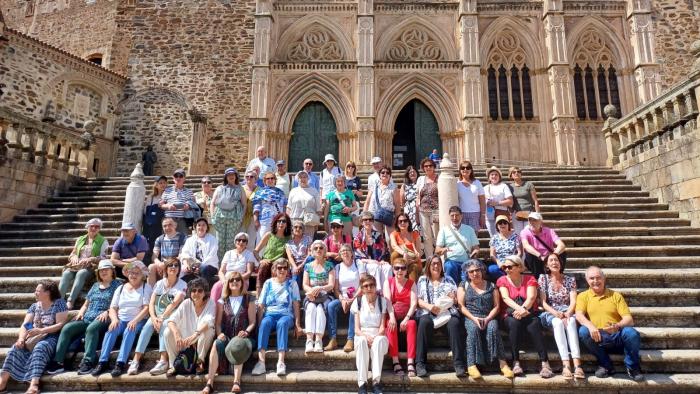 Alumnado de IV Ciclo da USC, no santuario da Virxe de Guadalupe, en Cáceres