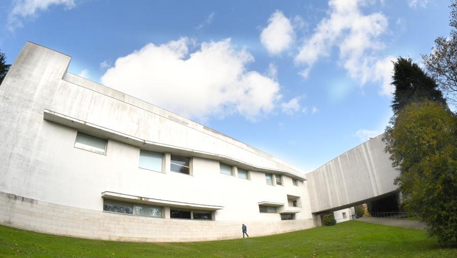 Facultade de Ciencias da Comunicación. FOTO: Santi Alvite Facultade de Ciencias da Comunicación. FOTO: Santi Alvite