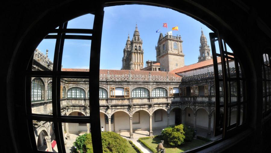 O encontro terá lugar no Pazo de Fonseca Claustro do Pazo de Fonseca