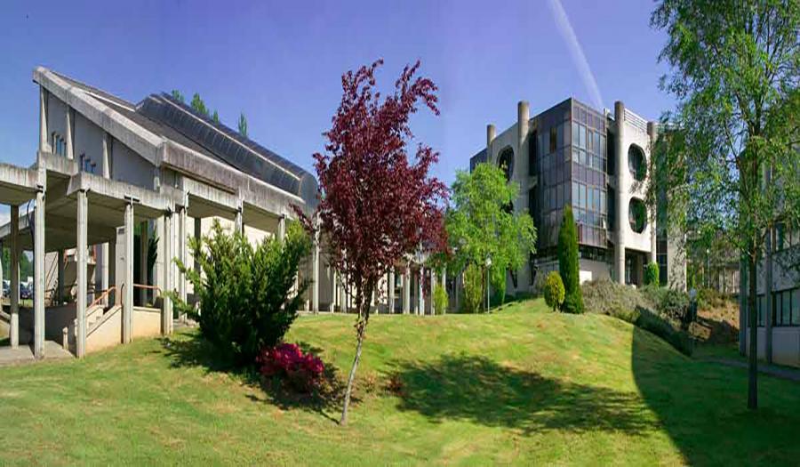Luns 18 de decembro. Sala de Xuntas Escola Politécnica Defensa Tese Doutoramento: "Marco del uso tradicional del fuego en Portugal y estudio de caso, incluyendo el régimen de fuego, del Alto Minho", por Enmanuel Renato Sousa de Oliveira