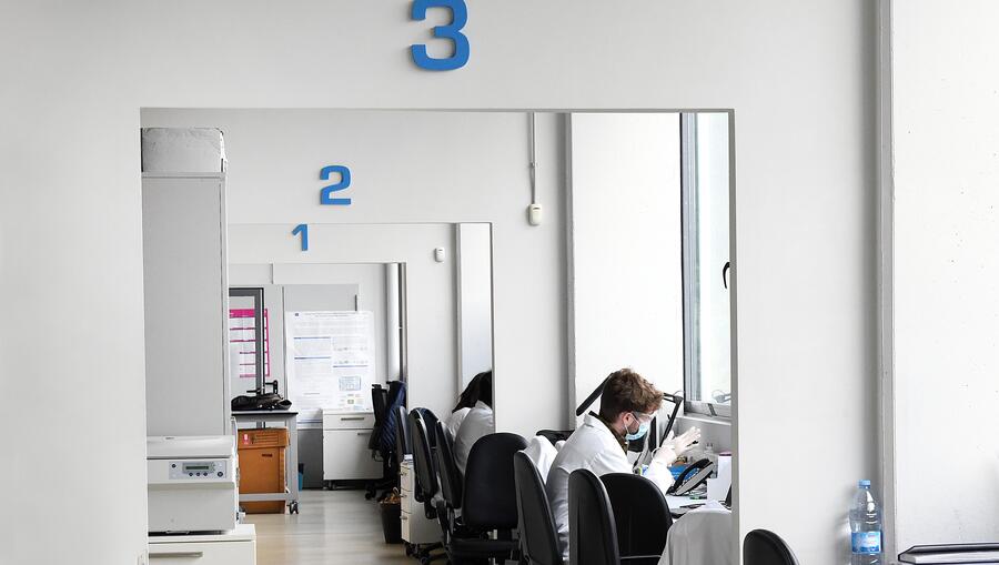 Na xornada buscaranse fórmulas que permitan conciliar a axilidade e a flexibilidade co rigor esixible ás actuacións de entes do sector público Na xornada buscaranse fórmulas que permitan conciliar a axilidade e a flexibilidade co rigor esixible ás actuacións de entes do sector público