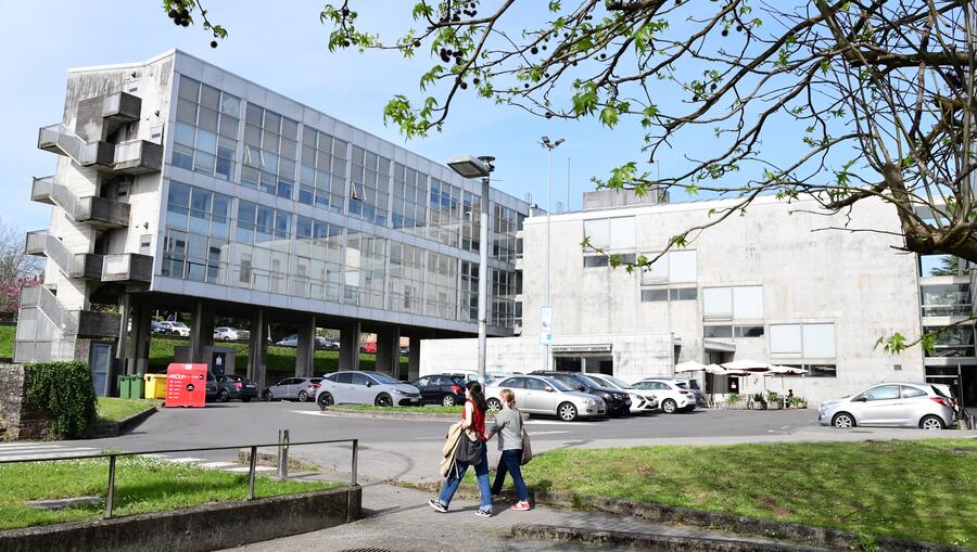 Facultade de Filoloxía. FOTO: Santi Alvite