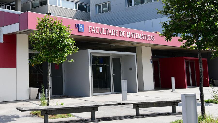 Facultade de Matemáticas Facultade de Matemáticas