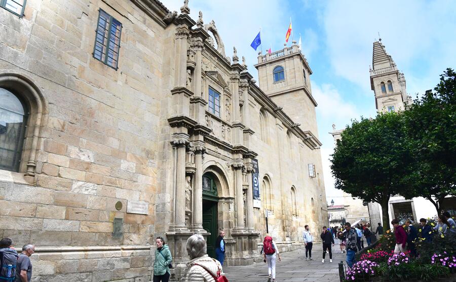 A entrega celebrarase no Salón Nobre do Colexio de Fonseca Vista exterior do Colexio de Fonseca