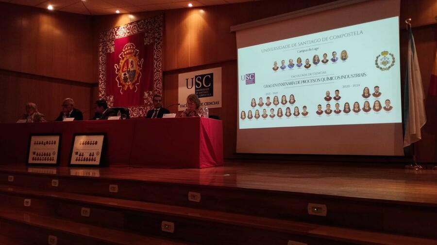 Graduación do estudantado do Grao en Enxeñaría de Procesos Químicos Industriais 2025 Graduación estudantado do Grao en Enxeñaría de Procesos Químicos Industriais 2025