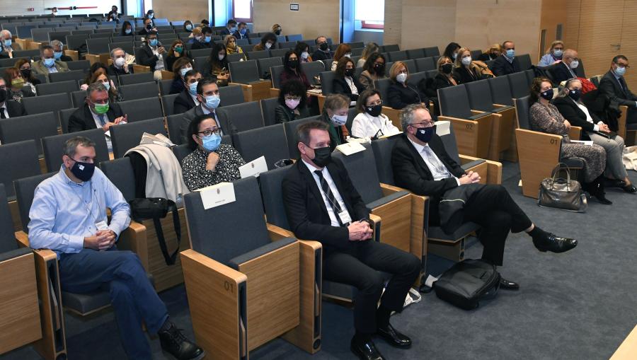 O primeiro dos temas incluídos no programa foi o desenvolvemento regulamentario das prácticas académicas externas. FOTO: Santi Alvite O primeiro dos temas incluídos no programa foi o desenvolvemento regulamentario das prácticas académicas externas. FOTO: Santi Alvite