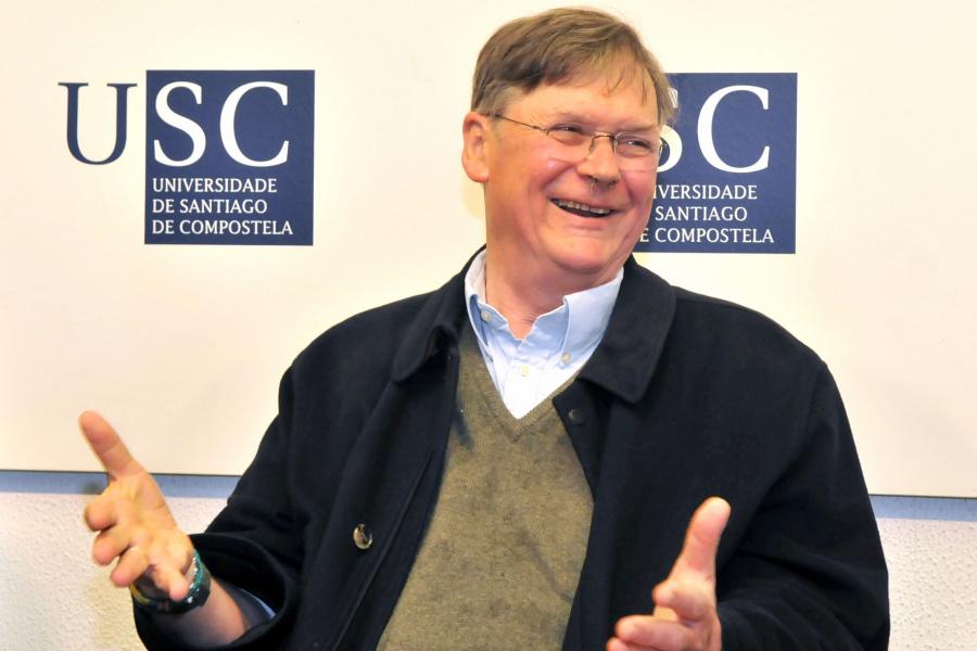 Sir Tim Hunt en la rueda de prensa