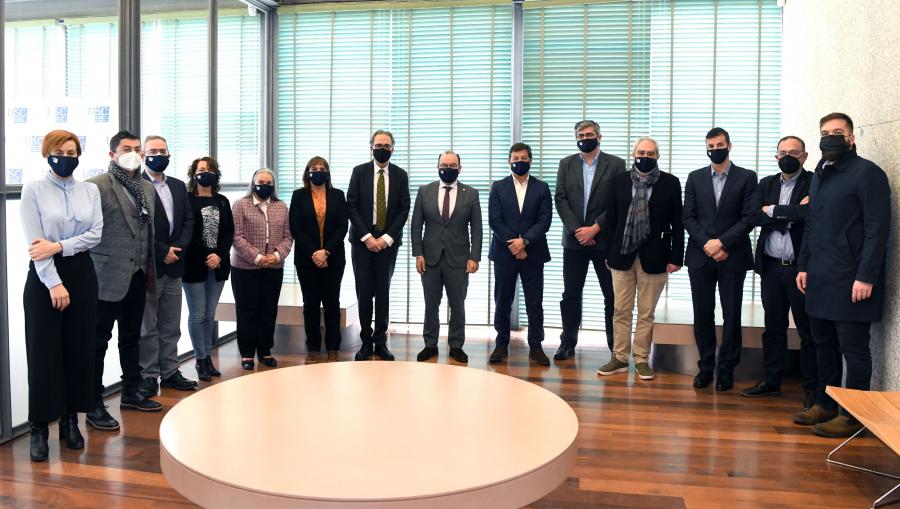 O ministro reuniuse con membros do equipo de goberno entrante e saínte. FOTO: Santi Alvite O ministro reuniuse con membros do equipo de goberno entrante e saínte. FOTO: Santi Alvite