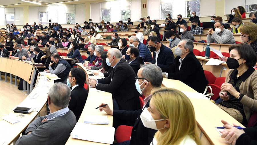 O claustro quedou conformado por 280 membros. FOTO: Santi Alvite O claustro quedou conformado por 280 membros. FOTO: Santi Alvite