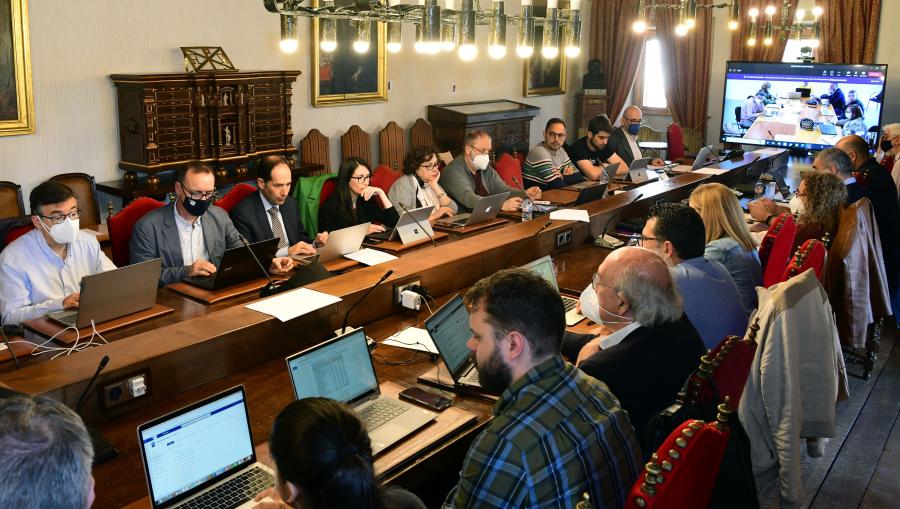 A OEP é froito do acordo con todas as organizacións sindicais no marco da Mesa Xeral de Negociación da USC. FOTO: Santi Alvite A OEP é froito do acordo con todas as organizacións sindicais no marco da Mesa Xeral de Negociación da USC. FOTO: Santi Alvite