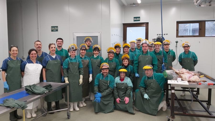 Veterinarios participantes no curso sobre necropsias en porcino organizado con Agavepor Veterinarios participantes no curso sobre necropsias en porcino organizado con Agavepor