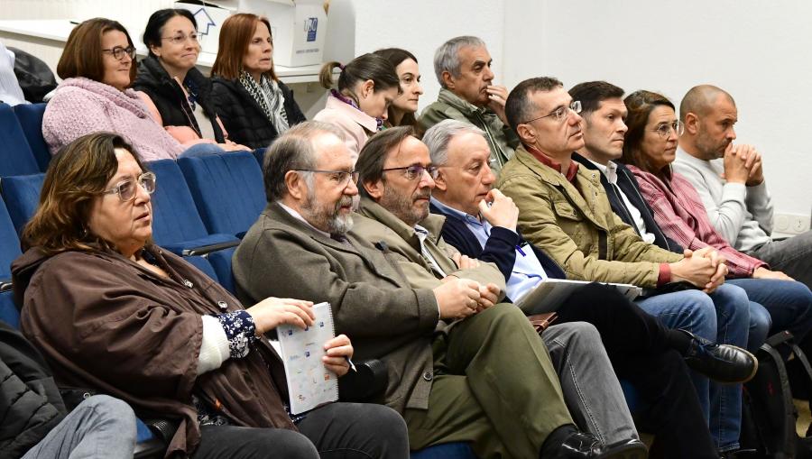 No encontro participa numeroso profesorado. Foto: Santi Alvite No encontro participa numeroso profesorado. Foto: Santi Alvite