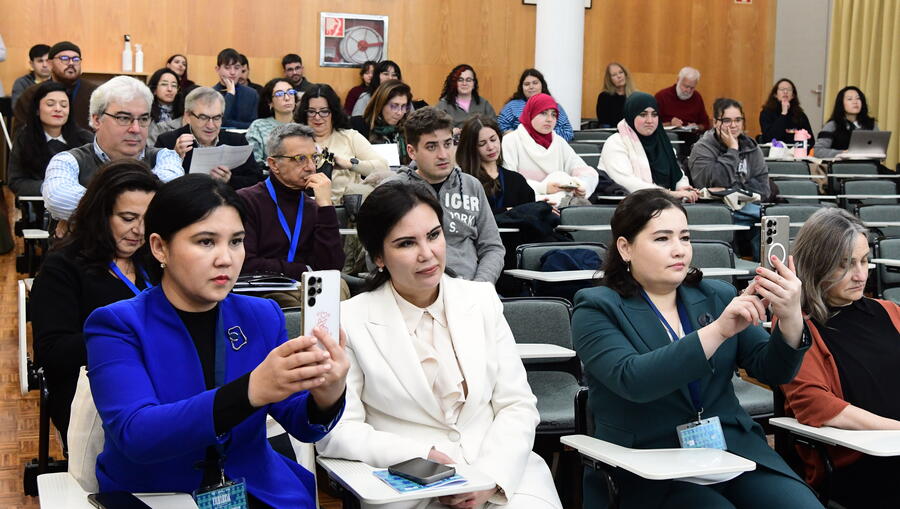 Público asistente ao acto. FOTO: Santi Alvite