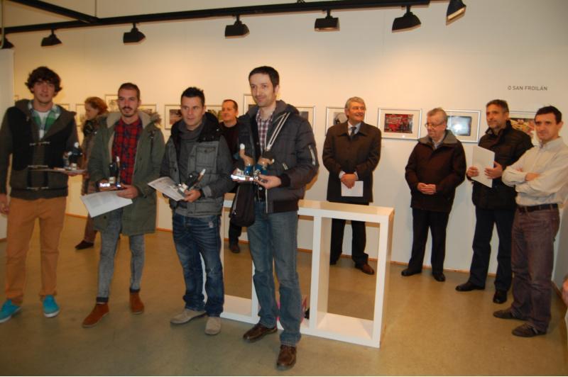 O XIX Maratón Fotográfico do Campus outorga o premio ‘Carlos Valcárcel’ á colección presentada por Roberto Mouriz Lamas O XIX Maratón Fotográfico do Campus outorga o premio ‘Carlos Valcárcel’ á colección presentada por Roberto Mouriz Lamas