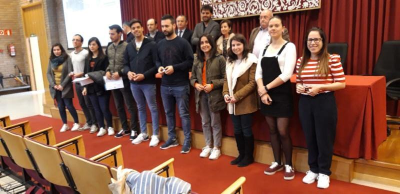 Os graduados en enxeñaría agrícola e agroalimentaria Eva Prado e Ismael Moeda, Premios San Cidre dos colexios profesionais Os graduados en enxeñaría agrícola e agroalimentaria Eva Prado e Ismael Moeda, Premios San Cidre dos colexios profesionais