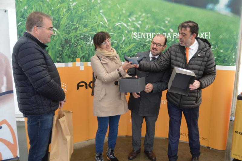 O reitor Antonio López salienta que a colaboración de empresas como Agroamb axuda ás universidades a cumprir a súa función 