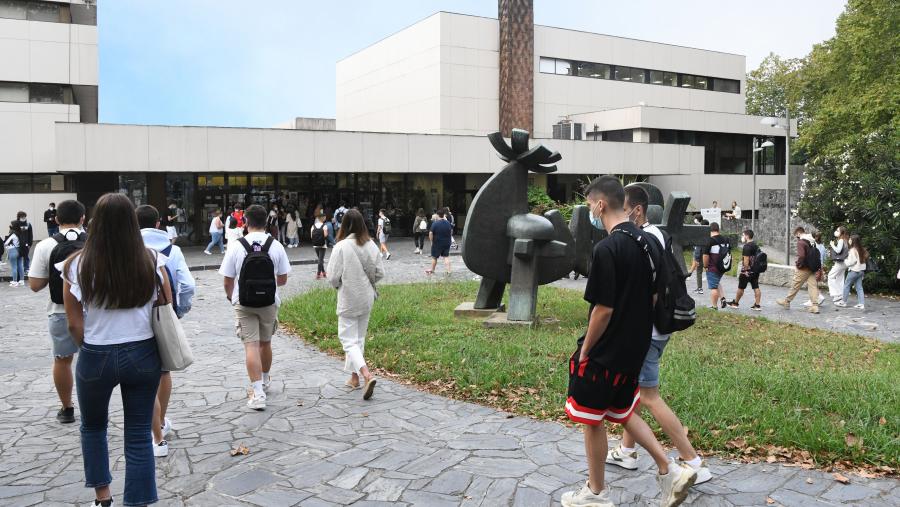 O xurado encargado da valoración de candidaturas presidirao o decano da Facultade. FOTO: Santi Alvite O xurado encargado da valoración de candidaturas presidirao o decano da Facultade. FOTO: Santi Alvite