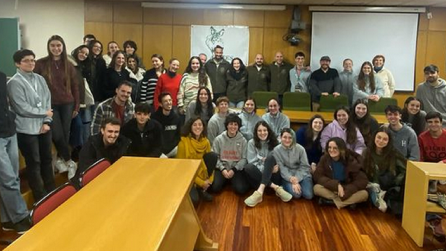 Participantes e relatores no congreso de fauna salvaxe promovido por AENDA-AVAFES Participantes e relatores no congreso de fauna salvaxe promovido por AENDA-AVAFES