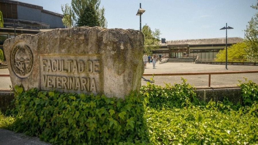 Facultade de Veterinaria da USC Facultade de Veterinaria da USC