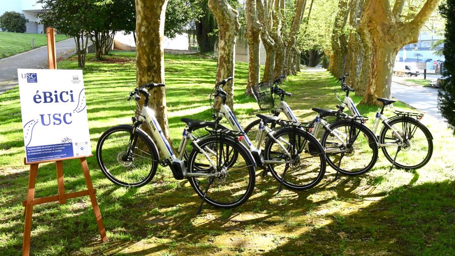 As bicicletas eléctricas empregan unha batería cunha autonomía de entre 60 e 80 quilómetros. FOTO: Santi Alvite As bicicletas eléctricas empregan unha batería cunha autonomía de entre 60 e 80 quilómetros. FOTO: Santi Alvite