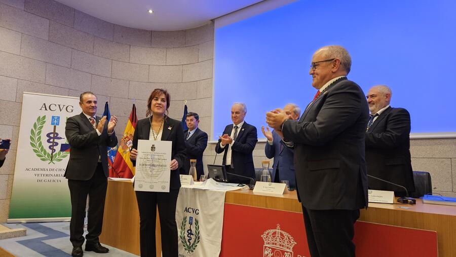 A profesora Mora durante o acto