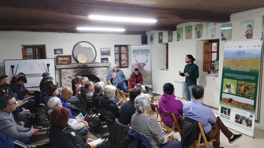 As persoas participantes coñeceron de primeira man experiencias de éxito nos Ancares As persoas participantes coñeceron de primeira man experiencias de éxito nos Ancares
