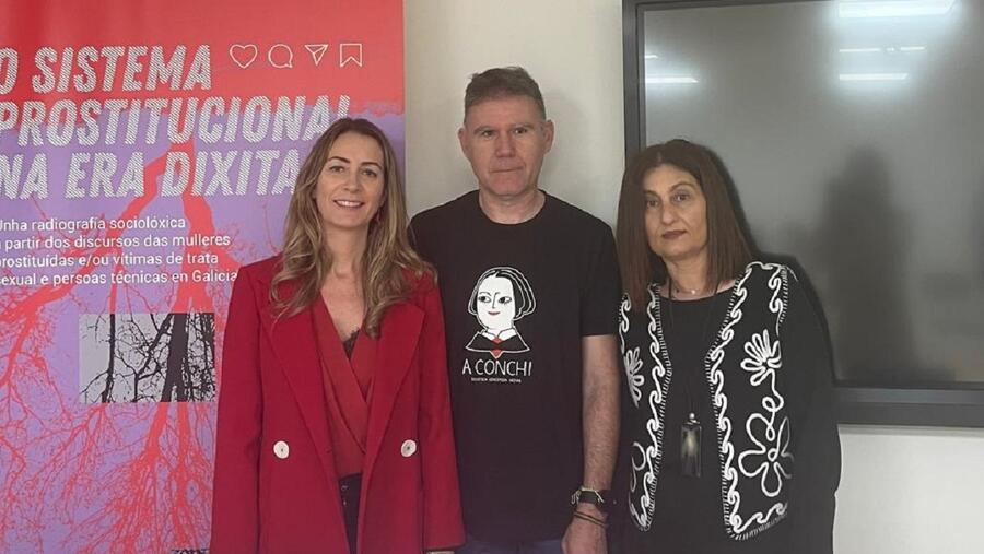 Jorge García Marín, Lorena Añón Loureiro e Begoña Gómez Vázquez, na presentación do estudo Jorge García Marín, Lorena Añón Loureiro e Begoña Gómez Vázquez, na presentación do estudo