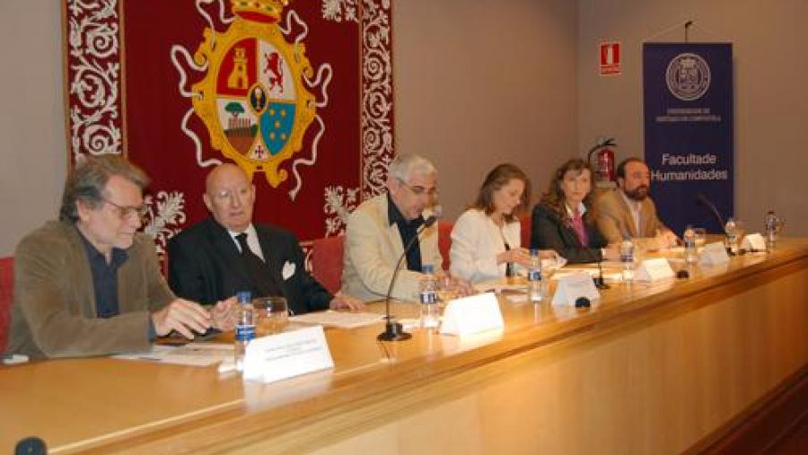 De esquerda á dereita: Xoán Xosé Molina Vázquez, Mauro Varela Pérez, Elias J. Torres Feijó, Concepción Burgo López, Mª José Vázquez Lorenzo, e Alexandre Veiga De esquerda á dereita: Xoán Xosé Molina Vázquez, Mauro Varela Pérez, Elias J. Torres Feijó, Concepción Burgo López, Mª José Vázquez Lorenzo, e Alexandre Veiga