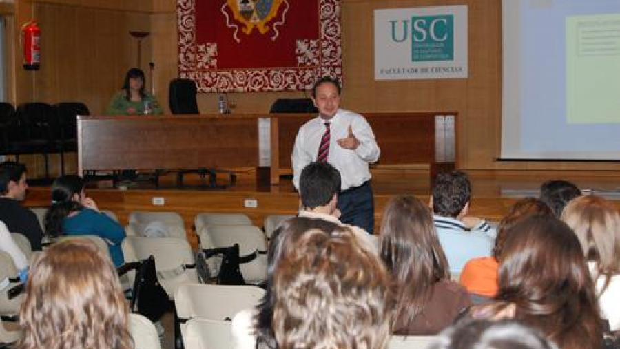Carlos Herrero foi o encargado do relatorio inaugural Carlos Herrero foi o encargado do relatorio inaugural