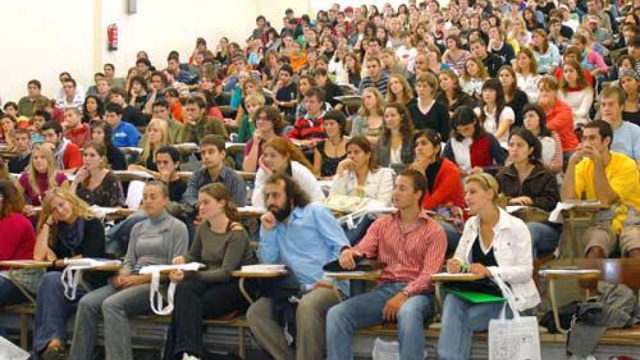 O Programa de Acompañamento de Estudantes comezou en Económicas o seu calendario de actividades coa recepción do participantes O Programa de Acompañamento de Estudantes comezou en Económicas o seu calendario de actividades coa recepción do participantes