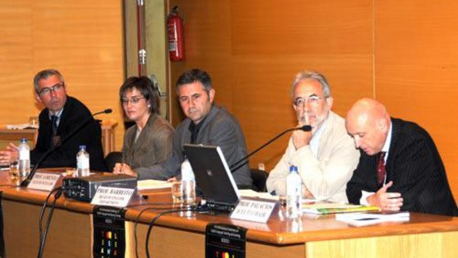 Público asistente ao congreso internacional sobre ensino/aprendizaxe do inglés Público asistente ao congreso internacional sobre ensino/aprendizaxe do inglés