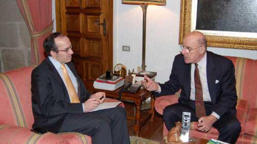 O reitor, Senén Barro, e Robert Gosende no encontro celebrado en San Xerome O reitor, Senén Barro, e Robert Gosende no encontro celebrado en San Xerome