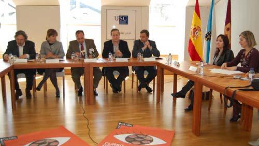 Lugo Cultural presentou este martes o V Curso de Primavera, que comezará o 4 de maio no Campus de Lugo Lugo Cultural presentou este martes o V Curso de Primavera, que comezará o 4 de maio no Campus de Lugo