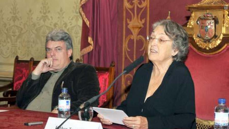 A escritora Esther Tusquets inaugurou o encontro de investigadores A escritora Esther Tusquets inaugurou o encontro de investigadores