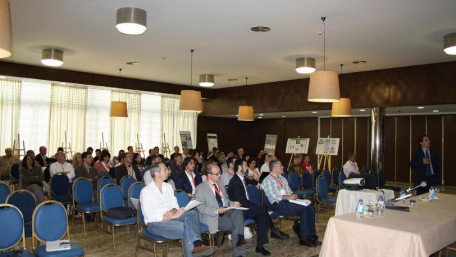 A reunión celébrase integramente no Hotel Congreso ata este sábado A reunión celébrase integramente no Hotel Congreso ata este sábado
