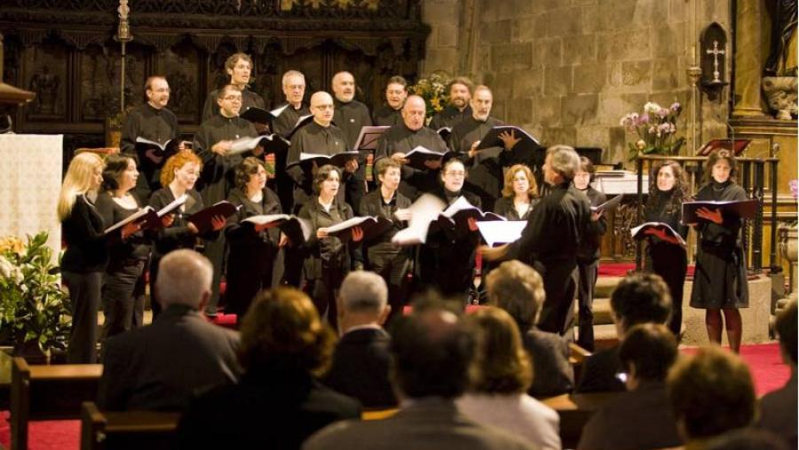Unha actuación do grupo vocal Solo Voces, que inaugura en Lugo 'Músicas a carón da Mosqueira' xunto coa Orquestra Vigo 430 Unha actuación do grupo vocal Solo Voces, que inaugura en Lugo 'Músicas a carón da Mosqueira' xunto coa Orquestra Vigo 430