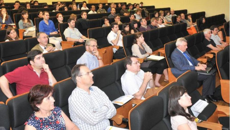 Unhas xornadas na USC profundan na necesaria sinerxia entre as matemáticas e a investigación biomédica Unhas xornadas na USC profundan na necesaria sinerxia entre as matemáticas e a investigación biomédica