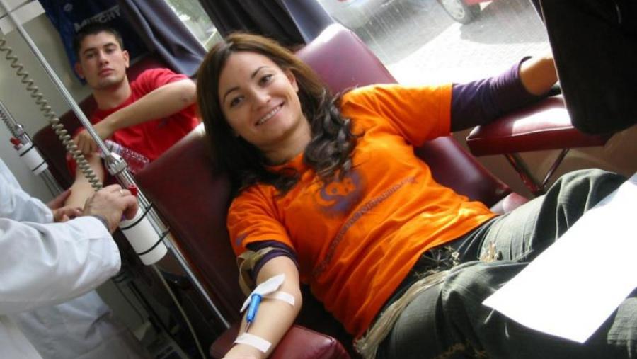 Necesítase máis sangue dos campus universitarios