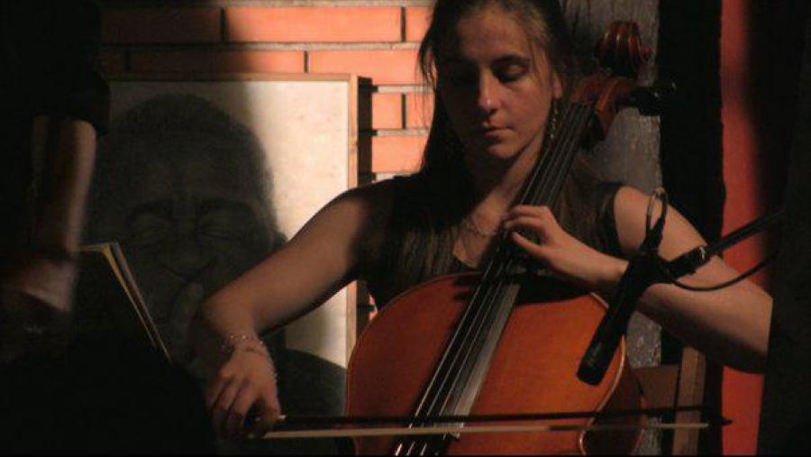 A violonchelista Cristina Nogueira actúa o martes 8 na Casa do Saber de Lugo, dentro do ciclo 'Músicas a carón da mosqueira' A violonchelista Cristina Nogueira actúa o martes 8 na Casa do Saber de Lugo, dentro do ciclo 'Músicas a carón da mosqueira'