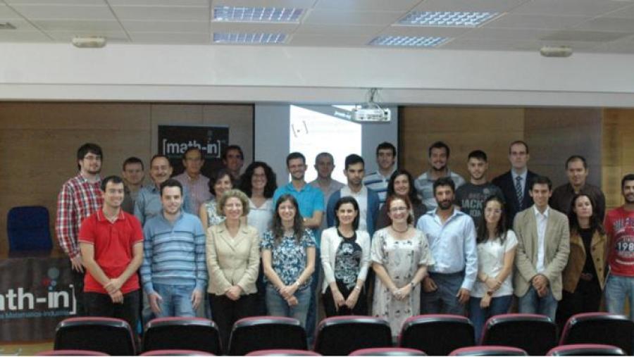 Nestas quinta edición das xornadas participaron unha trintena de especialistas en Matemática Industrial e representantes de empresas. Foto: Alfonso-Servimav Nestas quinta edición das xornadas participaron unha trintena de especialistas en Matemática Industrial e representantes de empresas. Foto: Alfonso-Servimav