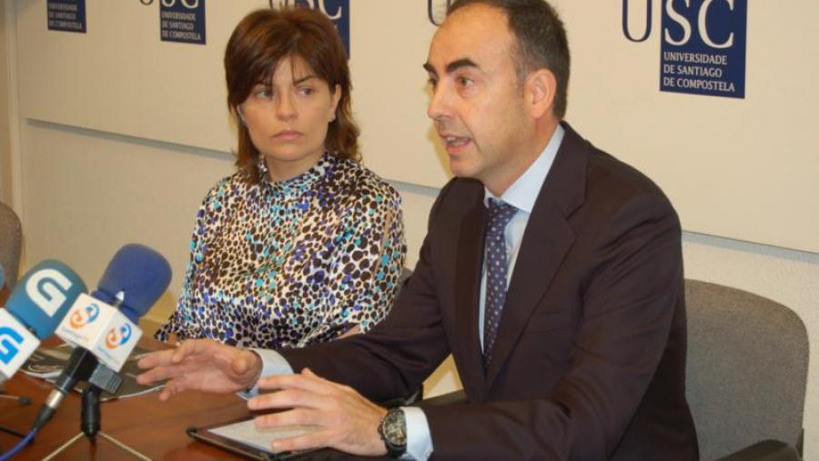 Mercedes Gallas e Gonzalo López presentaron o segundo congreso de SCOI nunha rolda de prensa en Fonseca Mercedes Gallas e Gonzalo López presentaron o segundo congreso de SCOI nunha rolda de prensa en Fonseca