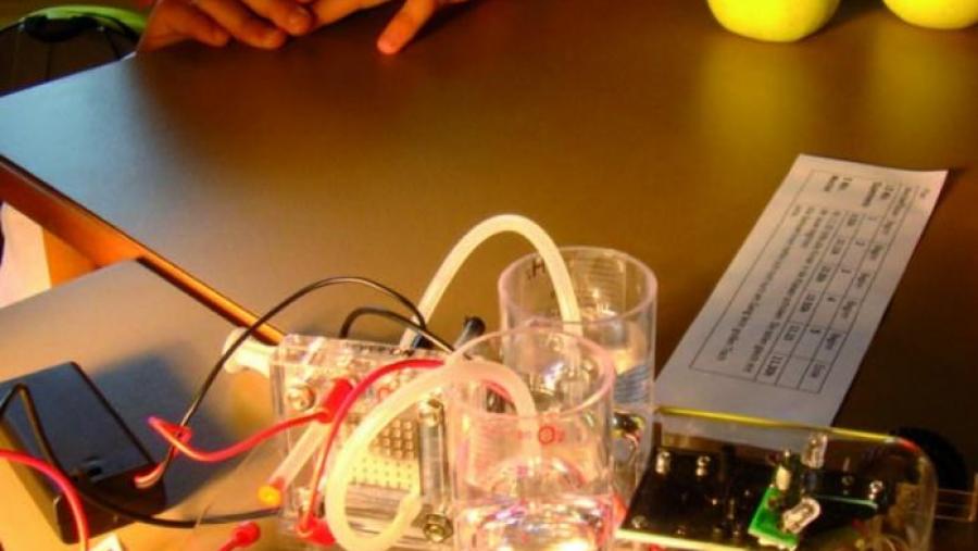 O proxecto internacional KidsInnScience de innovación na ensinanza das ciencias reúnese esta semana na USC O proxecto internacional KidsInnScience de innovación na ensinanza das ciencias reúnese esta semana na USC