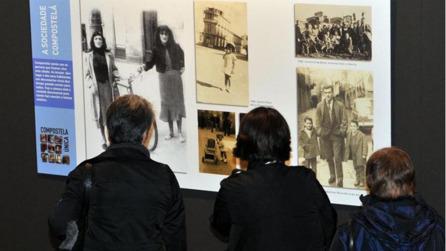 Inaugurouse en Fonseca unha mostra que retrata a Compostela anterior a 1965 Inaugurouse en Fonseca unha mostra que retrata a Compostela anterior a 1965