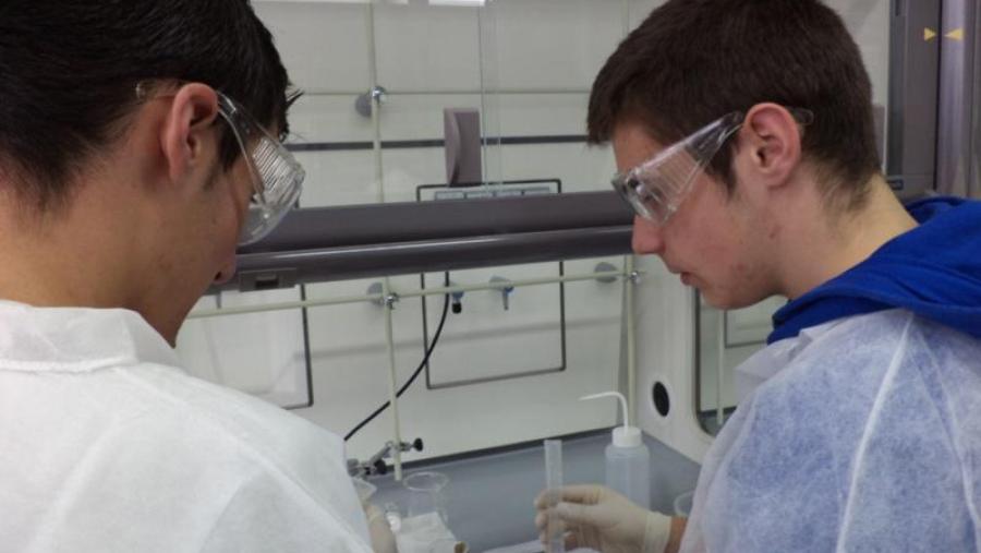 Comezan no CIQUS unhas xornadas de aproximación á investigación científica Comezan no CIQUS unhas xornadas de aproximación á investigación científica