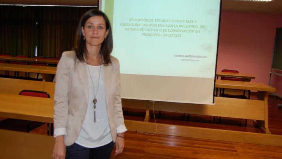 Vanesa Olveira Bouzas, antes da defensa da súa tese de doutoramento na Facultade de Veterinaria Vanesa Olveira Bouzas, antes da defensa da súa tese de doutoramento na Facultade de Veterinaria