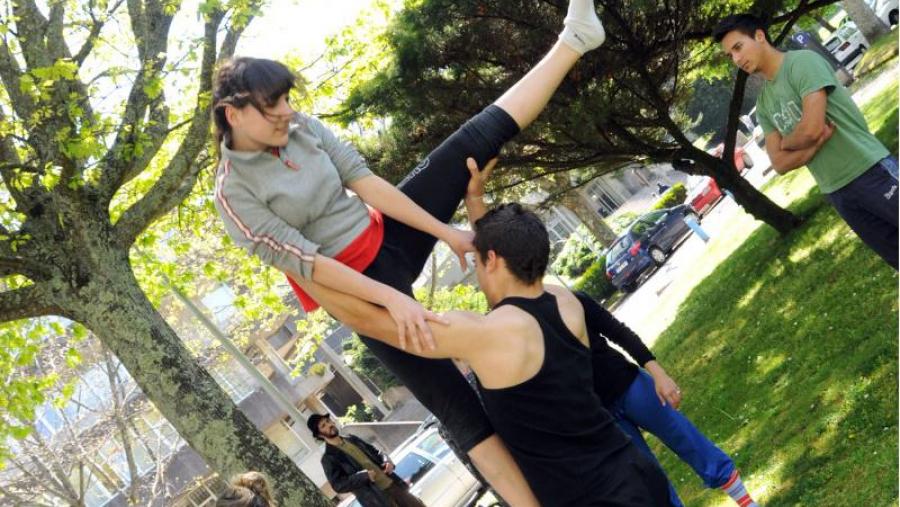 O Espazo de Danza da USC abre a inscrición para as actividades deste curso no campus compostelán O Espazo de Danza da USC abre a inscrición para as actividades deste curso no campus compostelán