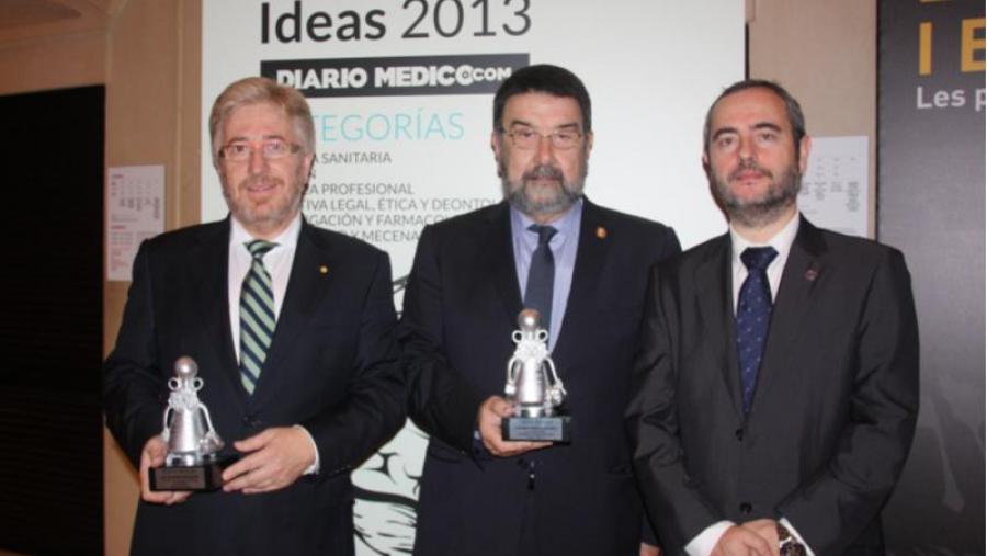 A USC recolleu en Barcelona o premio Mellores Ideas 2013 que concede Diario Médico pola Aula de Simulación Virtual de Medicina A USC recolleu en Barcelona o premio Mellores Ideas 2013 que concede Diario Médico pola Aula de Simulación Virtual de Medicina
