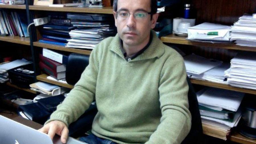 Antonio Salas, da Facultade de Medicina, é un dos dous científicos españois que asina este novo traballado publicado en Nature Antonio Salas, da Facultade de Medicina, é un dos dous científicos españois que asina este novo traballado publicado en Nature