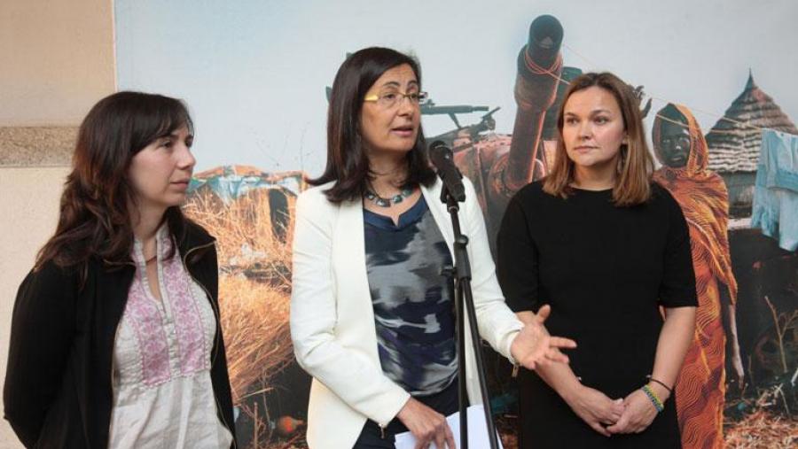 De esquerda a dereita, María Diaz, Dolores Álvarez e Eva Domínguez. Foto: SERVIMAV-USC De esquerda a dereita, María Diaz, Dolores Álvarez e Eva Domínguez. Foto: SERVIMAV-USC